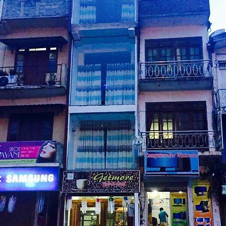 Getmore Bed & Breakfast Kandy Exterior photo