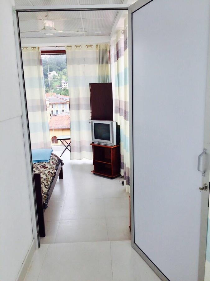 Getmore Bed & Breakfast Kandy Exterior photo